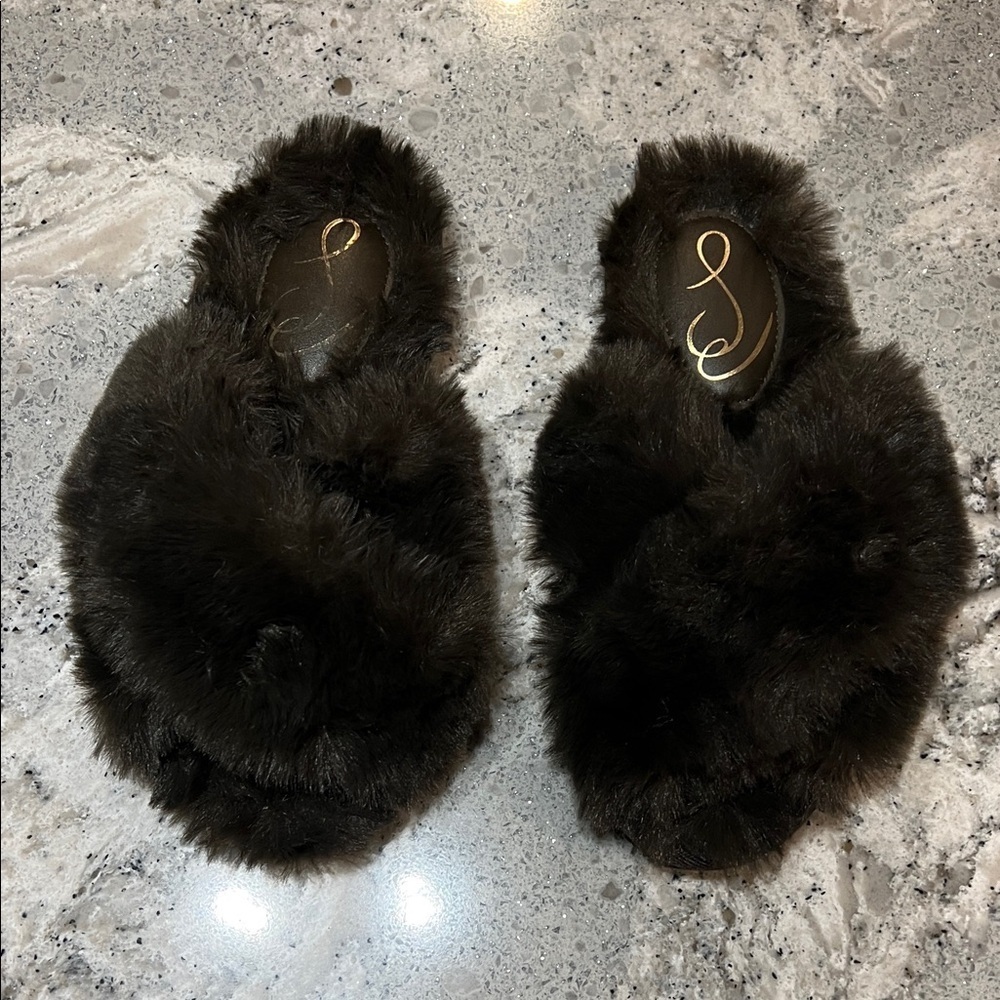 NEW Sam Edelman Sam Edelman Plush Faux Fur Black Slippers Size 6